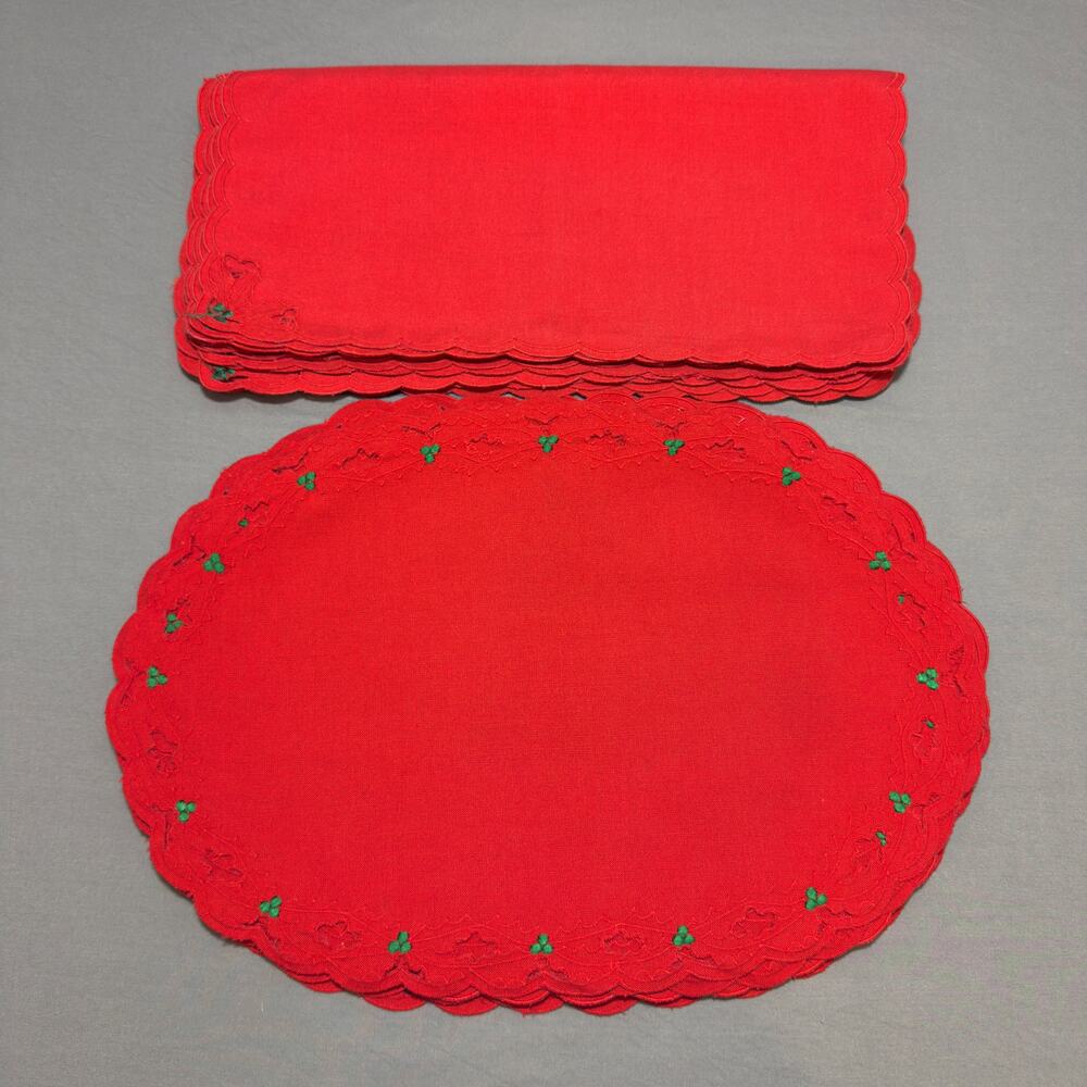 VINTAGE 20pc Cutwork Embroidered Holly Christmas Placemats & Cloth Napkin Set